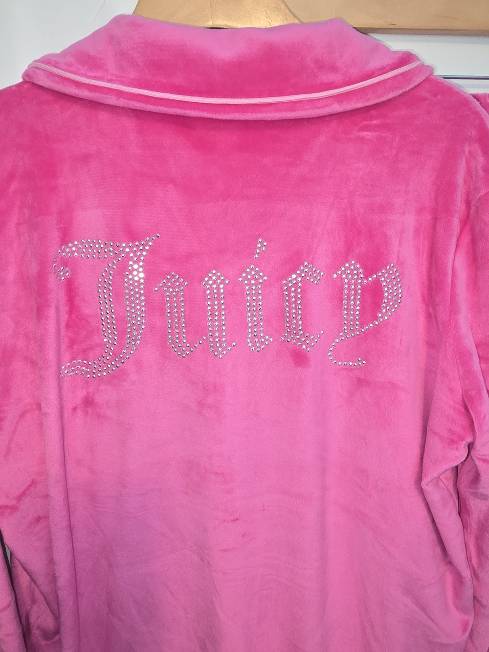 Juicy Couture Rhinestone Logo Velour Pajama Set - Hot Pink - Picture 3 of 5